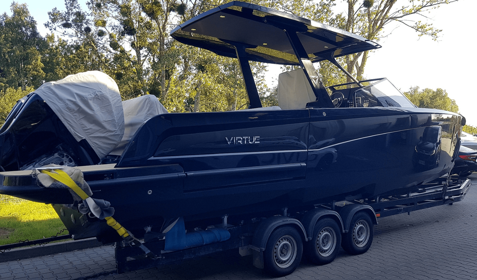 Jacht Virtue V10
